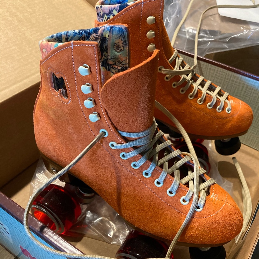 Moxi Lolly Roller Skates - Size 6